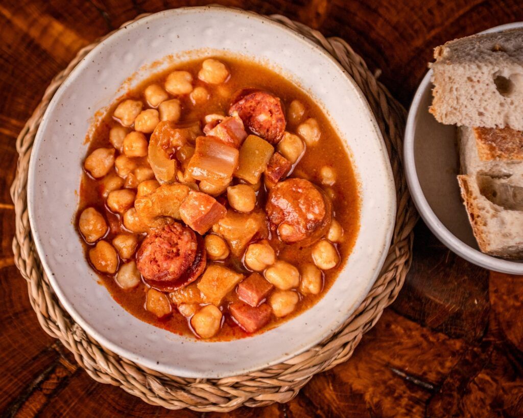 callos con garbanzos