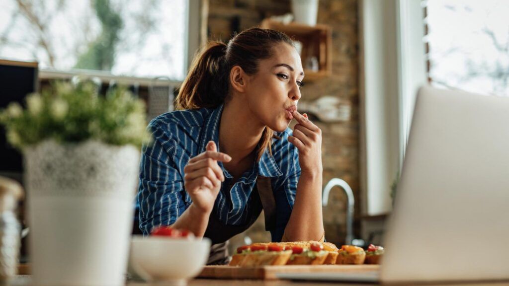 Teletrabajo y alimentación: Cómo comer sano en casa